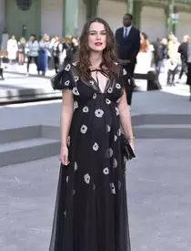 Keira Knightley este însărcinată pentru a doua oară. Primele imagini cu burtica la vedere