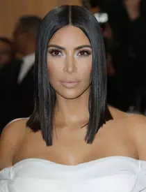 Prima imagine cu cel de-al patrulea copil al lui Kim Kardashian. Vedeta a dezvăluit numele băiețelului