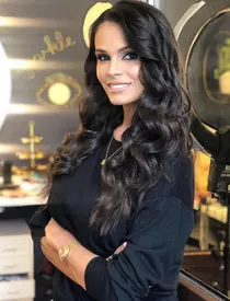 Anca Serea a postat o fotografie cu un bebeluş în braţe şi fanii au intrat în fibrilaţii. Vedeta este extrem de fericită!