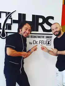 Bogdan Boantă și-a făcut implant de păr după ce s-a întors din ASIA EXPRESS: „Abia aștept să mă lovească părul peste față!”