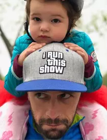 Adrian Nartea are o fetiță superbă! Actorul își mai dorește un băiețel: ”Să fii tată e o putere nemărginită”