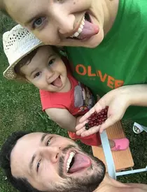 Adi Nartea și fiica lui