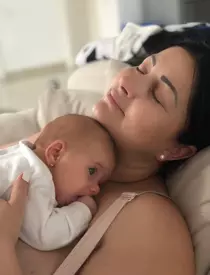 Gabriela Cristea şi Tavi Clonda, pictorial exclusiv pe coperta revistei VIVA!