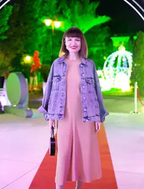 Andreea Bălan și Andreea Antonescu au purtat ținute de puștoaice! Trupa André a lansat single-ul „Reset la inima”