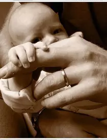 Meghan Markle și Prințul Harry, prima fotografie alături de fiul lor, Archie Harrison Mountbatten-Windsor