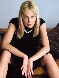 Sharon Stone, în celebra secvență din Basic Instinct