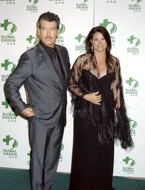 Dramele neştiute ale lui JAMES BOND. Actorul Pierce Brosnan are inima frântă: fiica şi soţia i-au murit de cancer / Ce s-a ales de fiul lui este revoltător!