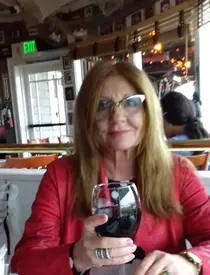 Cornelia Patrichi s-a mutat în Italia