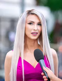 Andreea Bălan merge la psiholog. Motivul: ”Mădălina Manole nu a fost sfătuită de apropiații ei și a ajuns la ce a ajuns...”