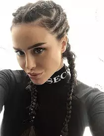 Un model Playboy a murit la doar 29 de ani, după o cură de detoxifiere! Prietenii ei au asistat neputincioși la toată scena...