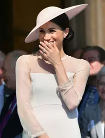 Coperta revistei Vogue de septembrie, unde Meghan Markle este editor invitat.