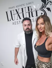 Tania Budi și-a pus implanturi mamare? Vedeta afișează un bust impresionant la 51 de ani. Arată wow!