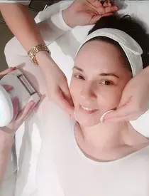 Andreea Marin, mai sexy ca niciodată! „Zâna” a apărut cu sutienul și portjartierul la vedere