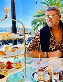 Catalin Botezatu dupa operatie 1