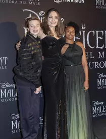 Catrinel Menghia (Marlon)