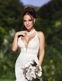 Andreea Antonescu a acceptat cererea în căsătorie de rușine. Traian Spak aranjase ca totul să fie perfect: ”Nu am putut să fiu rea”