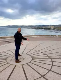 Mama-lui-Andrei-Tinu-alături-de-copiii-lui