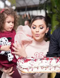 Ștefania-Ionescu-Petra-și-Cristina-Șișcanu