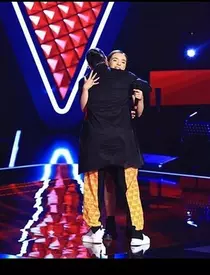 Elena Ilie este concurentă în echipa Smiley la Vocea României.