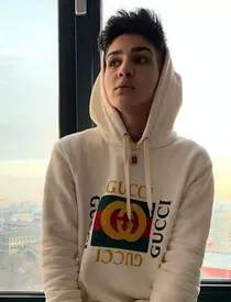 Cine e Abi Talent. Băiatul care a devenit cunoscut cu piesa ”Papuci Gucci” generează scandal după scandal în showbiz