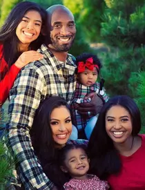 Mesajul dureros al soției lui Kobe Bryant, după moartea baschetbalistului și a fiicei lor: ”Suntem devastați”