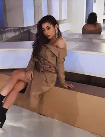 Nicole Cherry a făcut furori dezbrăcată pe internet. A dansat fără inhibiții și și-a arătat sânii