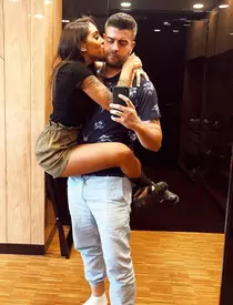 După Asia Express se lasă cu nuntă. Speak s-a hotărât să o ia de soție pe Ștefania: ”E ceea ce trebuie”