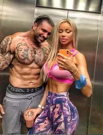 După un divorț cu scandal, am putea asista la o nouă împăcare. Alex Bodi s-a întors în țară pentru Bianca Drăgușanu: ”Noi doi împotriva lumii”
