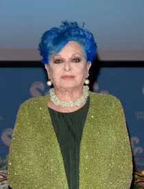 Primele celebrități care au murit de COVID-19: legenda stilului afro-jazz Manu Dibango și actrița italiană Lucia Bosé