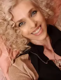 Drama Biancăi Brad: în urmă cu 13 ani, fetița i-a murit în pântece. În ziua de Paște a primit un semn de la ea: "Cam așa ne spunem noi că ne iubim!"