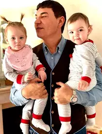 Valentina-Pelinel-și-gemenele-1-1-1