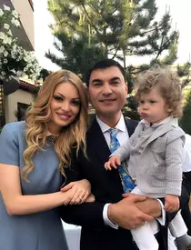 1Valentina-Pelinel-gemene