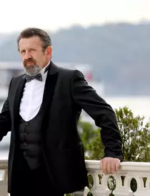 Adrian-Titieni_Fructul-Oprit