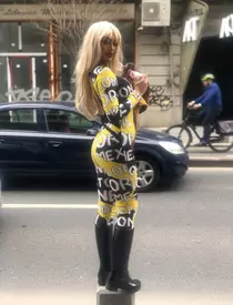 Dosar penal pentru Margherita de la Clejani, după imaginile cu maimuța bătută. I-a făcut plângere Tudy Ionescu, fostul iubit al Oanei Zăvoranu