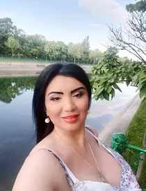 Adriana-Bahmuteanu-1-1