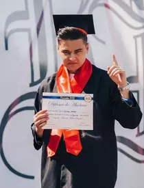 Cine este Selly, vloggerul român care a făcut primul milion de euro la doar 18 ani