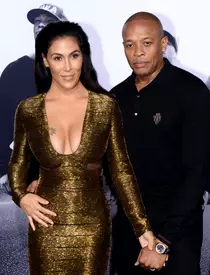 Dr.-Dre-divorțează-de-Nicole-Young-1-768×1024-1