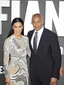 Dr. Dre divorțează de Nicole Young