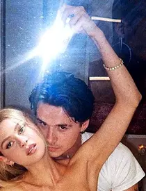 Brooklyn-Beckham-tata