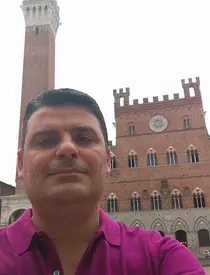 Radu Tudor Salariu De Mii De Euro Chiar È™i In Perioada De CrizÄƒ Ce Avere ColosalÄƒ