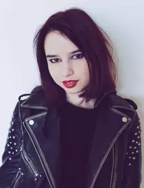 daria-fiica-lui-marius-tuca-658×1024