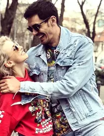 1-decor-de-basm-prima-fotografie-de-la-nunta-andreei-balan-cu-botosaneanul-de-la-tv-foto-1