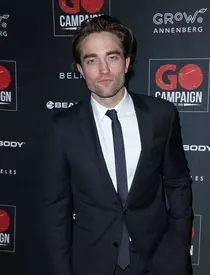 Robert Pattinson are COVID-19