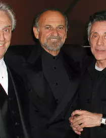 7f50b5f7d447907c8a09ecc4e0051555