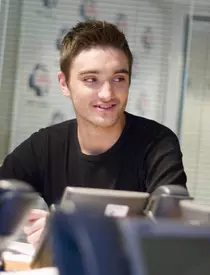 3_OK1259-EXCLUSIVE-TOM-PARKER-AND-FAMILY