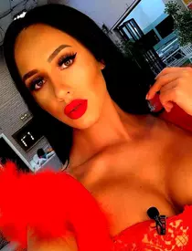 Ella-Puterea-Dragostei-1-2