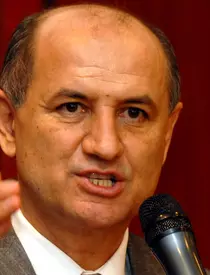 0.RAPID BUCURESTI-GLORIA BUZAU 0-0,LIGA 1 (23.09.2007)