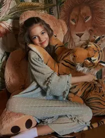 Mikaela-fiica-Iuliei-Albu-1