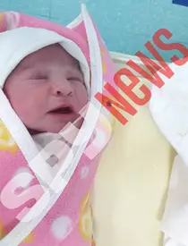 Sânziana Buruiană a născut. Primele imagini cu cea de-a doua fetiță a vedetei: ”Are fața lui Zuluf când era mic”