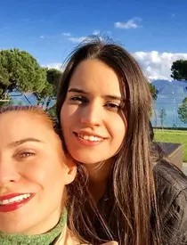 adina-buzatu-fiica-sara-2